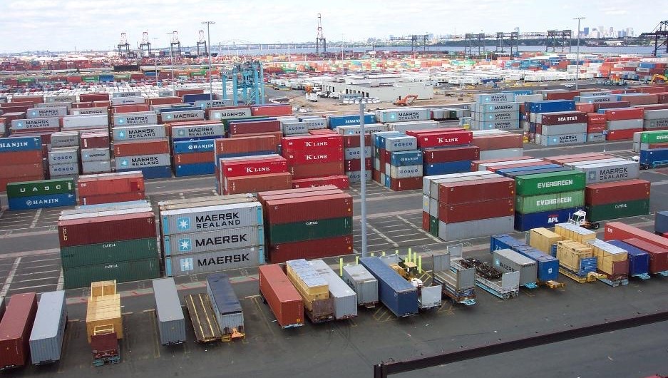 Largest LNG-powered container vessel berths in Lagos
