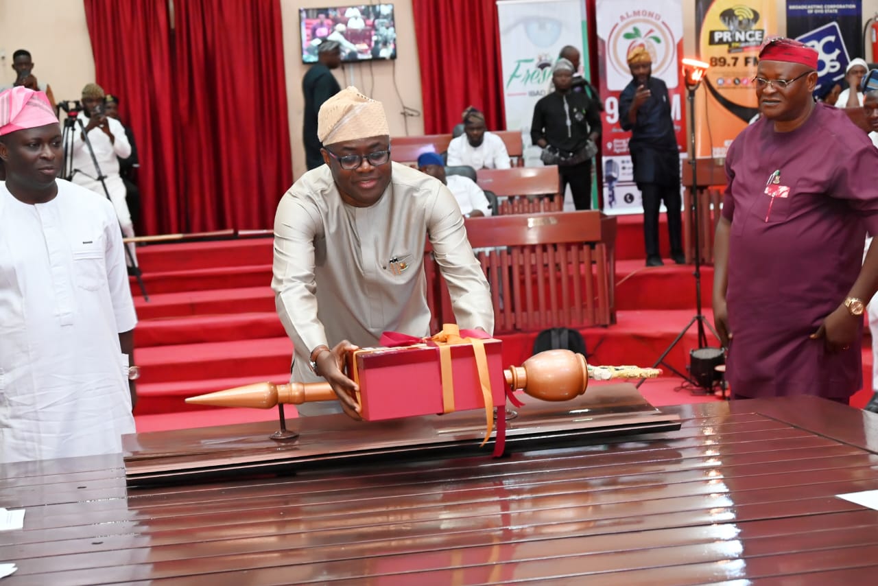 Makinde Presents N891bn 2026 Budget Proposal to House of Assembly