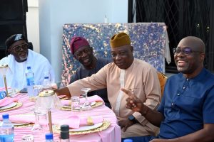 Makinde Meets Stakeholders, Calls for Unity