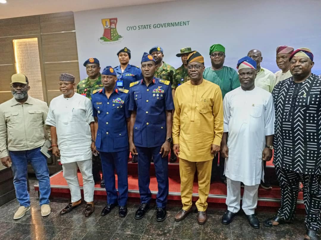 Makinde Receives Nigerian Air Force Delegation, Calls for Patience on Oriire Abduction